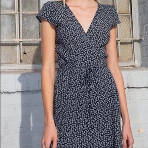 Brandy Melville Robbie dress